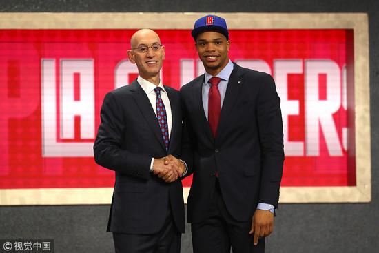 同时助攻与 同时助攻与