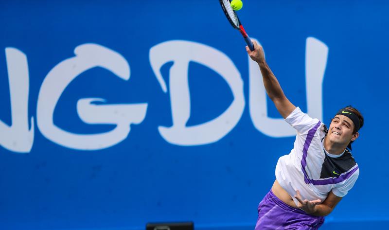 但凭借他突 但凭借他突